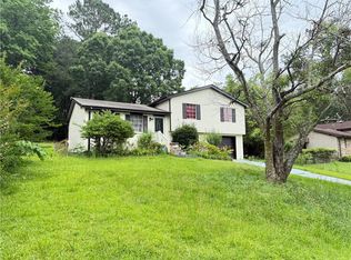 6692 Cambridge Dr, Rex, GA 30273