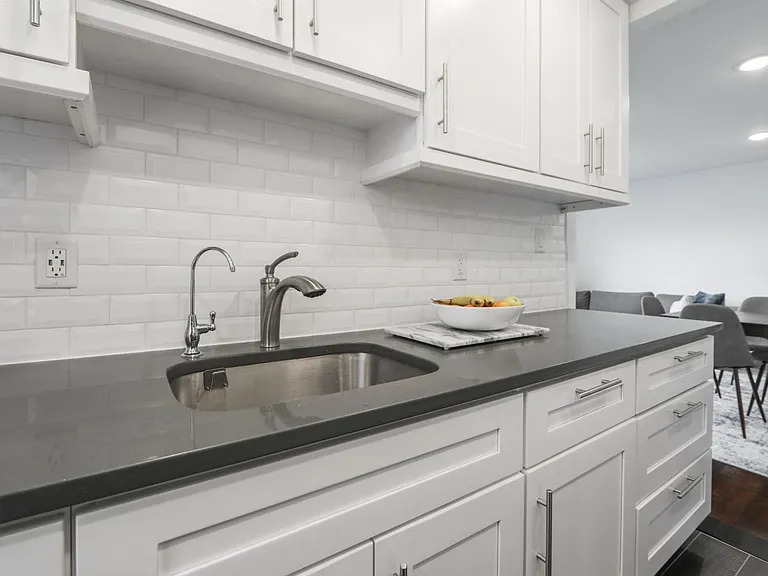 116 71st St #14 — Photo 7