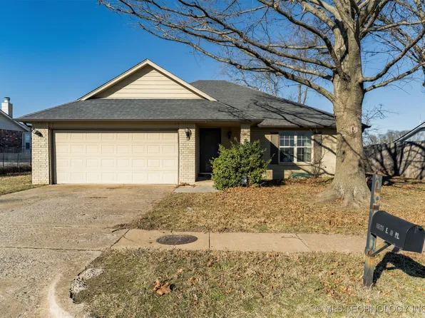 14325 E 19th Pl, Tulsa, OK 74108