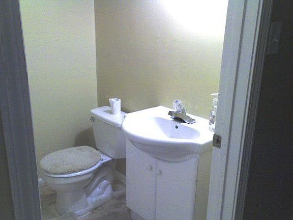 5th image of 13715 S Parnell Ave