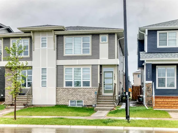 1609 N Chinook Gate Dr SW, Airdrie, AB T4B 5J4