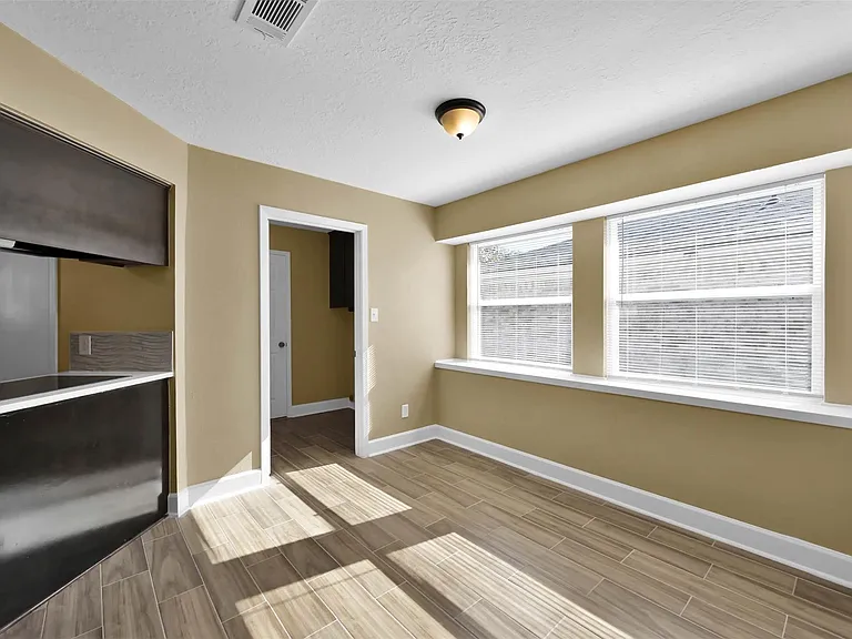 29103 Raestone St — Photo 6