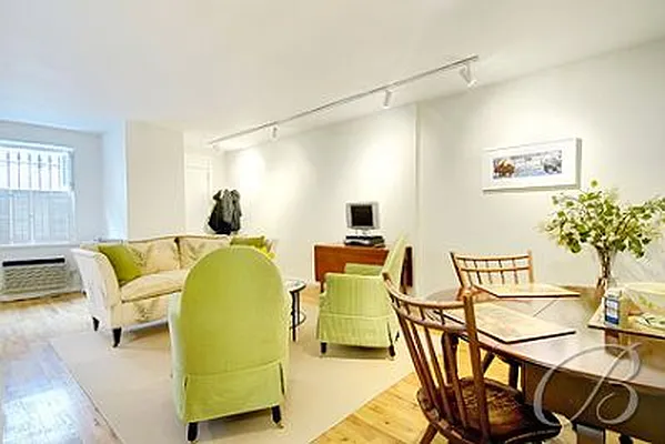 Sold by Bellmarc Realty | media 4