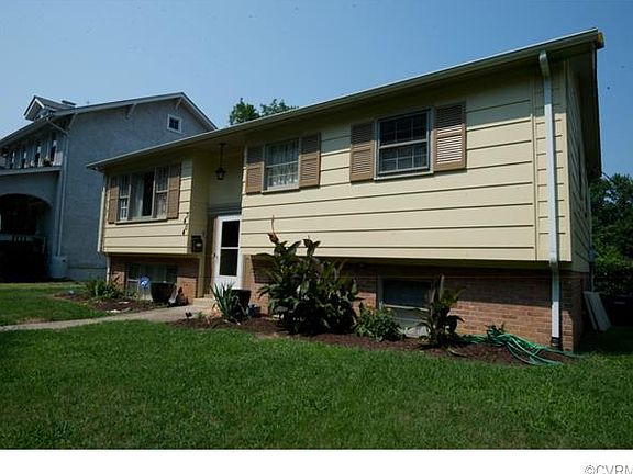 2nd image of 3404 Montrose Ave