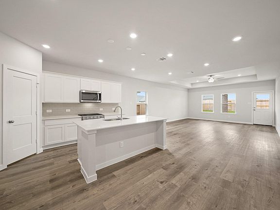 7th image of this home