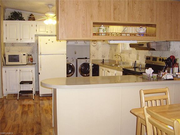 5th image of 2803 Deerfield Dr