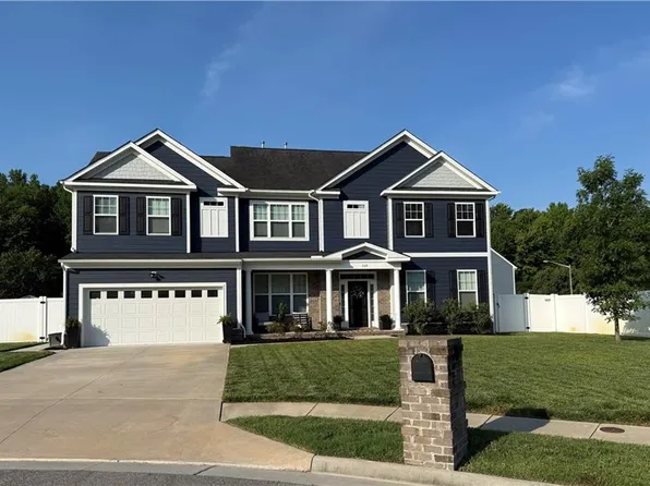 809 Obsidian Ct, Chesapeake, VA 23322