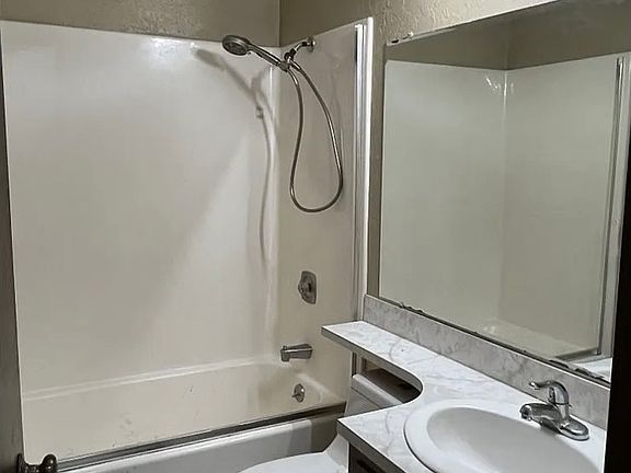 4th image of 2803 Raleigh Ct SE #2803