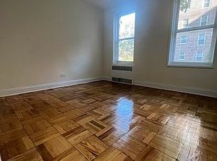 86-01 Edgerton Blvd #2R, Jamaica, NY 11432