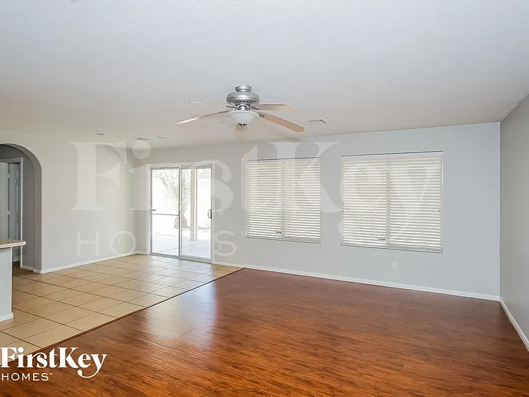 5333 Carlsbad Heights St — Photo 5