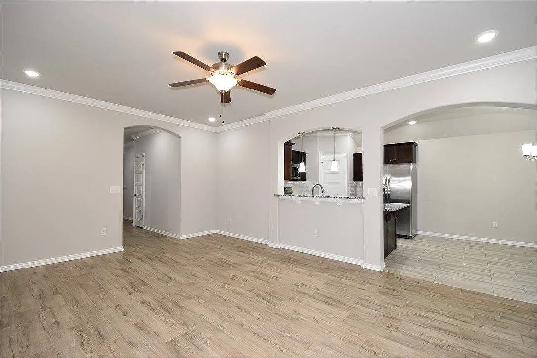 3 bed, 1445 sqft, $1,795 — Photo 4