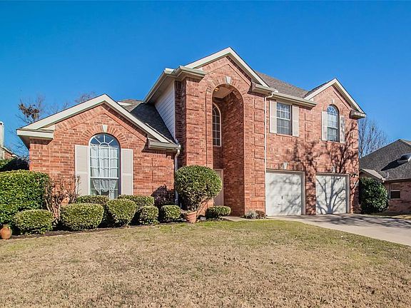 2nd image of 3505 Villanova Dr