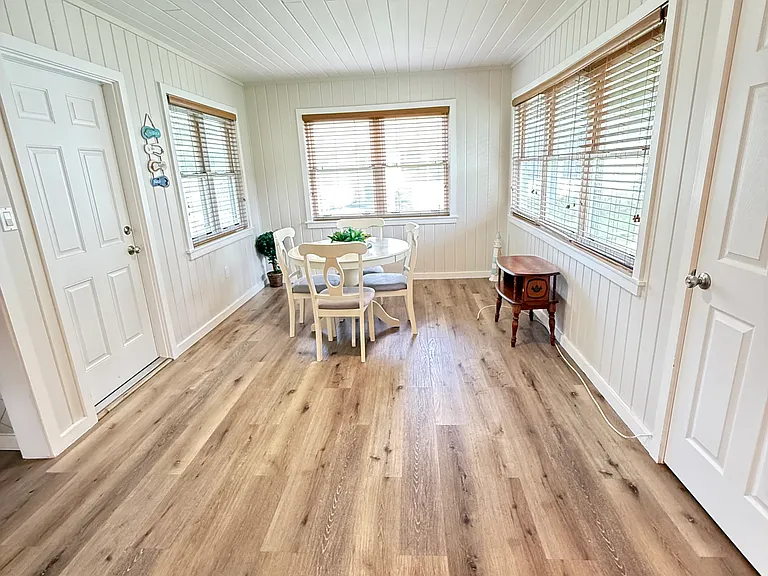 2626 Cheryle Ln — Photo 6