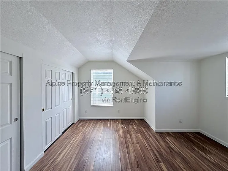 5238 NE 14th Pl — Photo 15