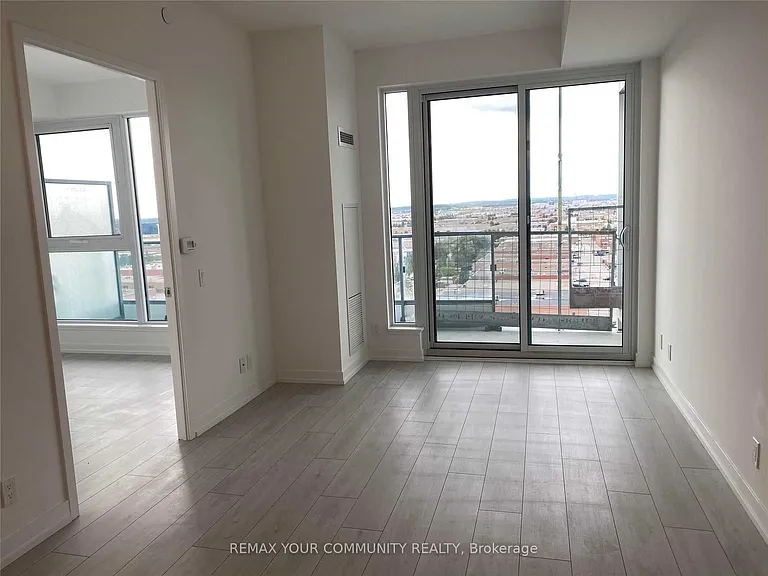 5 Buttermill Ave #2812 — Photo 4