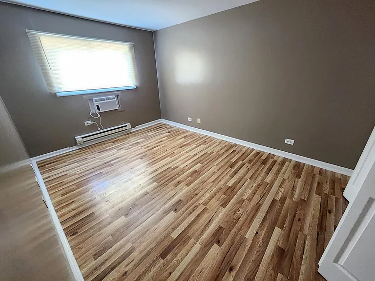 1348 N Geneva Dr #2A — Photo 8