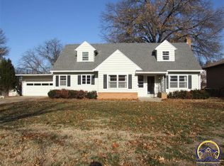 3636 SW 15th St, Topeka, KS 66604