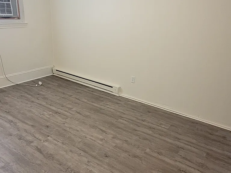 55 W Chestnut Hill Rd #4 — Photo 2