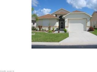 3781 Ponytail Palm Ct, North Fort Myers, FL 33917