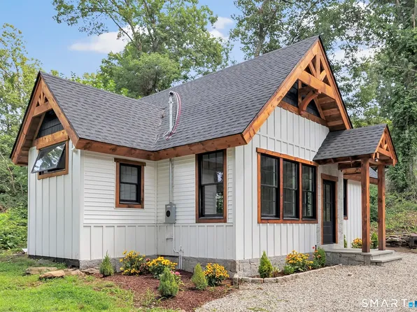 262 Great Plain Road #15, Danbury, CT 06810