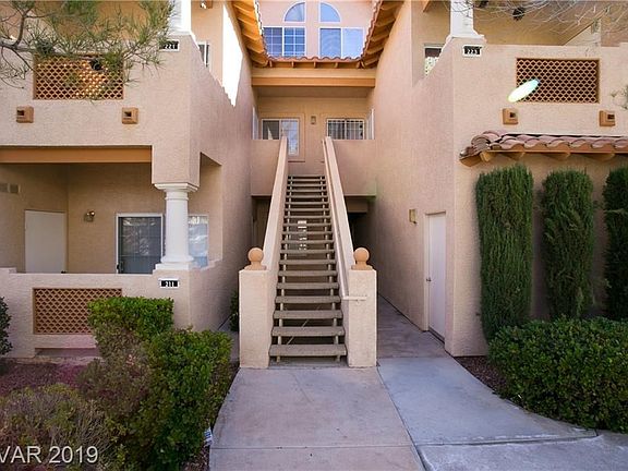 5th image of 2925 Wigwam Pkwy APT 221