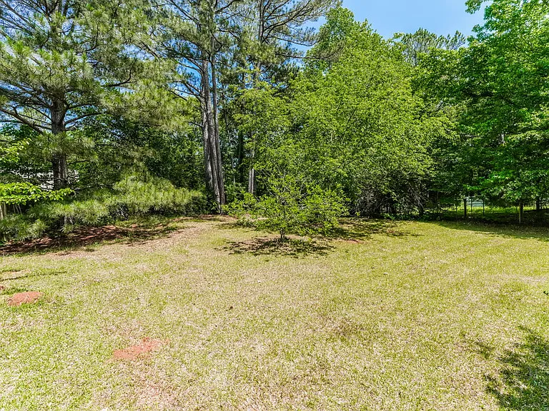465 Rosehill Dr — Photo 16