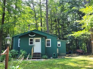 32 Spring St, Hillsboro, NH 03244