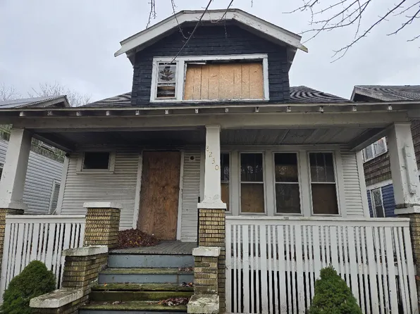 8230 Woodlawn Ave, Detroit, MI 48213