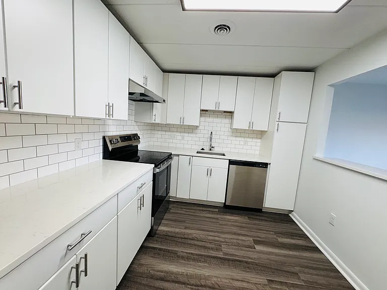 47 Hill Rd — Photo 3