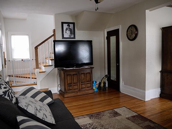 5th image of 116 Atkinson Ave