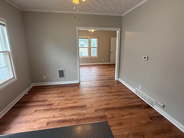 312 Cedar Pl #1/2 — Photo 6
