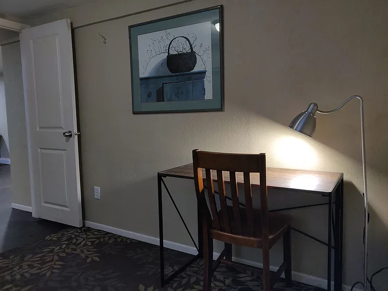 1104 S Manor Dr — Photo 13