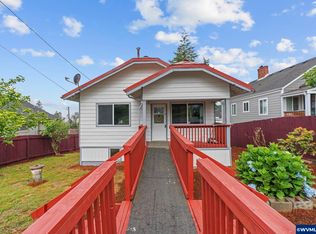 931 SE Fir St, Toledo, OR