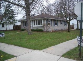 1702 Gross Ave, Green Bay, WI 54304