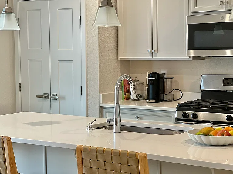 208 Fost Blvd #208 — Photo 8