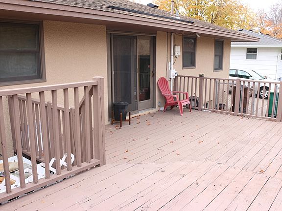 4th image of 4306 Woodbine Ln N