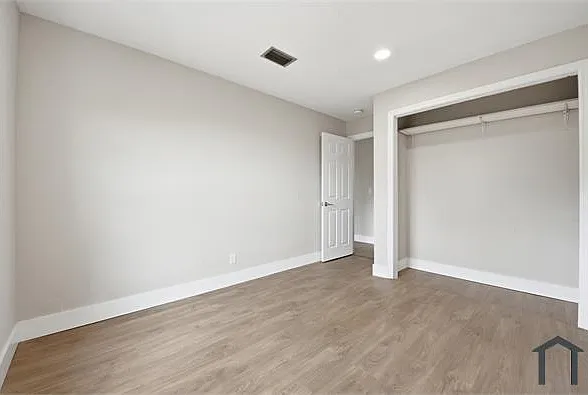 7318 NW 75th St — Photo 21