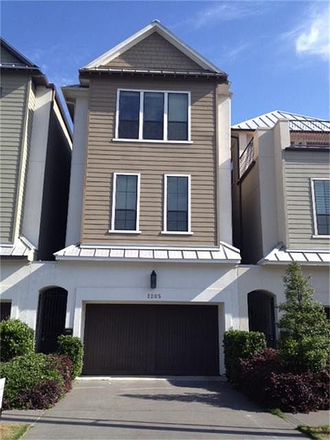 Great curb appeal