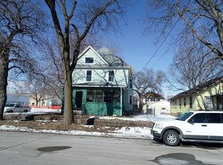 528 Edwards St, Waterloo, IA 50703