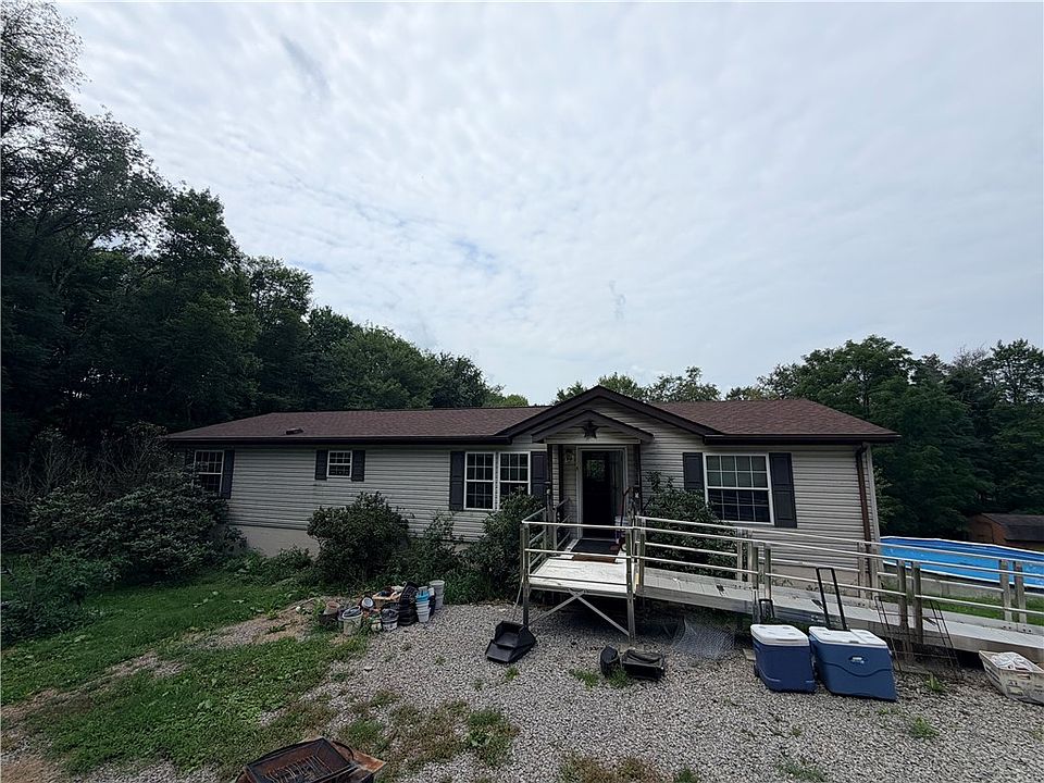 1st image of 415 Sandy Hollow Rd