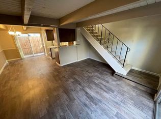 2422 F St APT 1, Sacramento, CA 95816