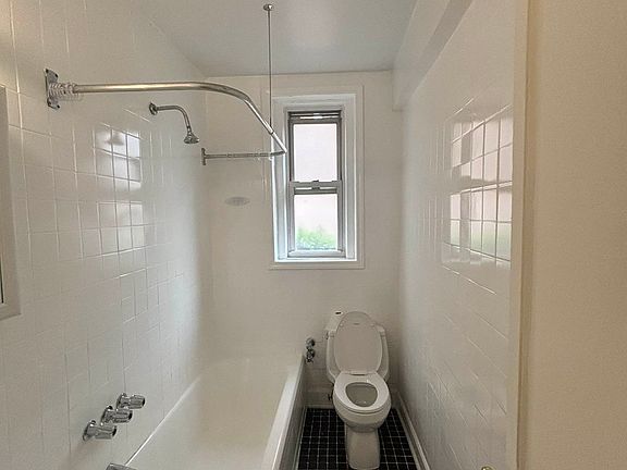 5th image of 90-08 32nd Ave #406