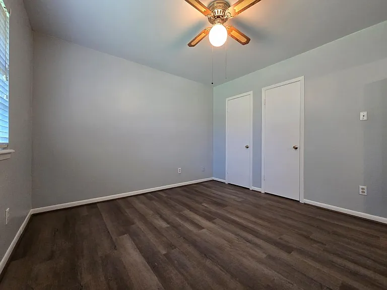 2527 Willowby Dr — Photo 15