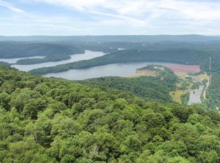 Corbin Rd, Huntingdon, PA 16652