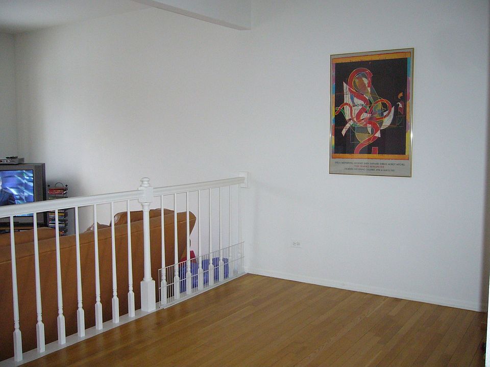 1st image of 546 W Parkside Dr #3A1