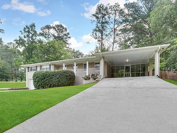 2nd image of 640 Suholden Cir
