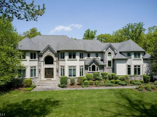 14 Alexander Dr, Raritan Twp., NJ 08822