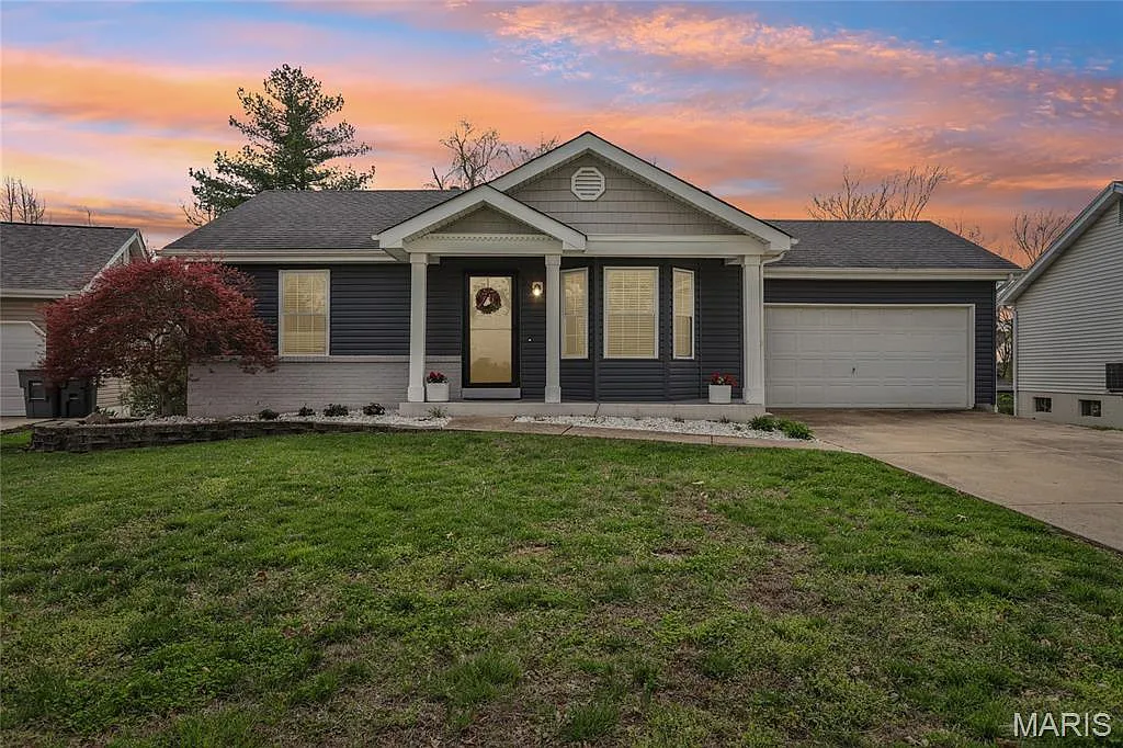 174 Christina Marie Dr photo 1
