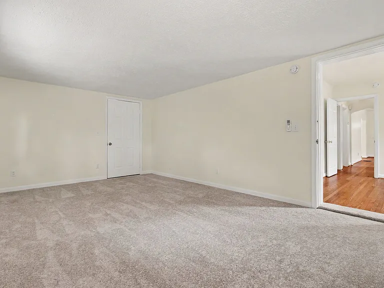 4515 Camberwell Rd — Photo 13
