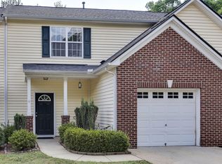 138 Cline Falls Dr, Holly Springs, NC 27540